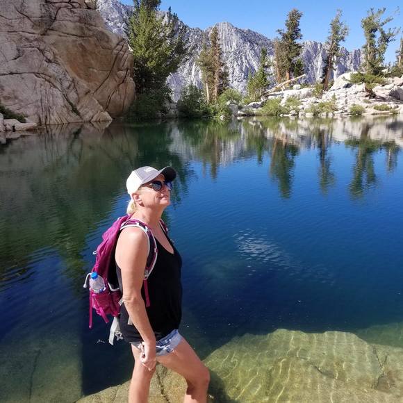 Meet your Posher, Rachel - Picture 1 of 1